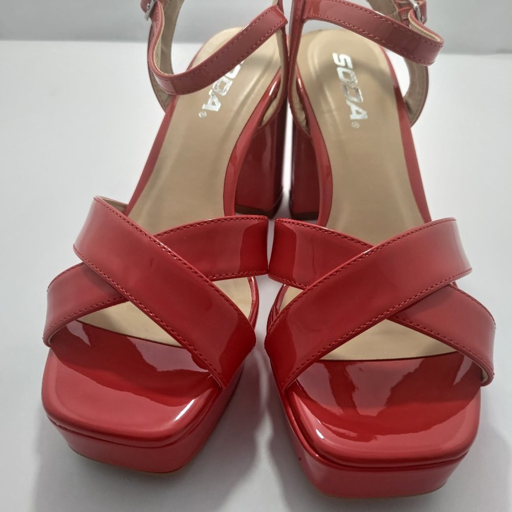 SLOPE-H Crisscross Platform Heels Red